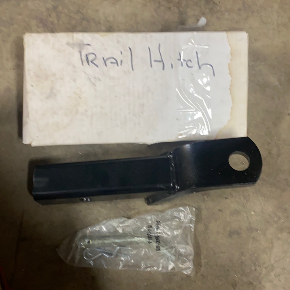 Trailer hitch with no ball.